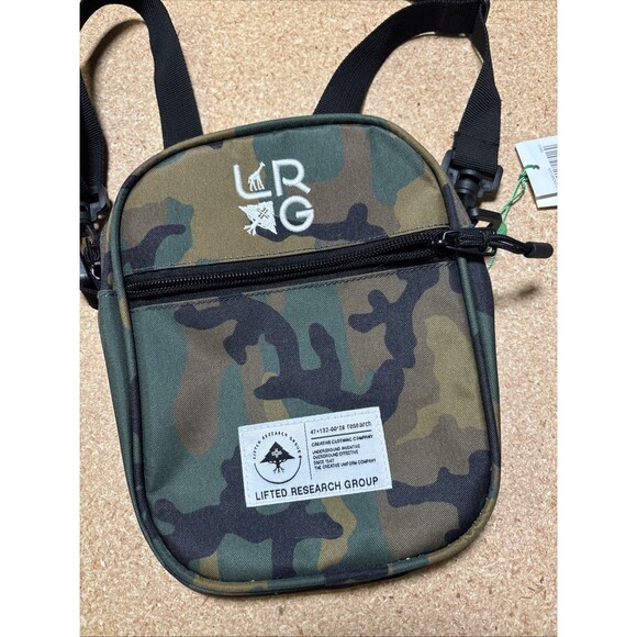 LRG Camouflage Messenger Bag - Picture 2 of 6